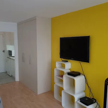 Sleep In - Studio Vue Laterale Sur Mer Apartment *
