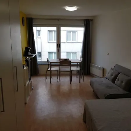 Sleep In - Studio Vue Laterale Sur Mer Apartment Ostend