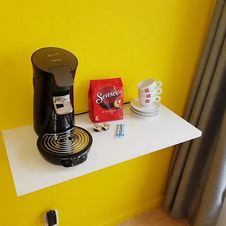 Sleep In - Studio Vue Laterale Sur Mer Apartment *
